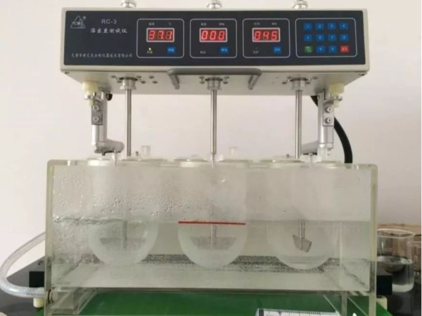 ����ģ����θ�����еİ�������п��