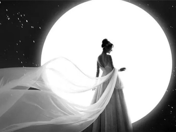 ���������䱦����ĸ���е�L-��������